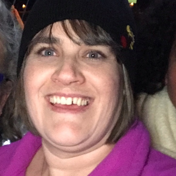 Meet your Posher, Megan - Picture 1 of 1